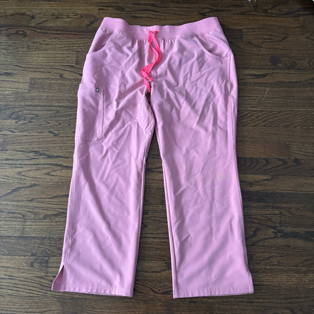 Figs Chalk Pink Kade Cargo Scrub Pant Size XL Petite Like New
